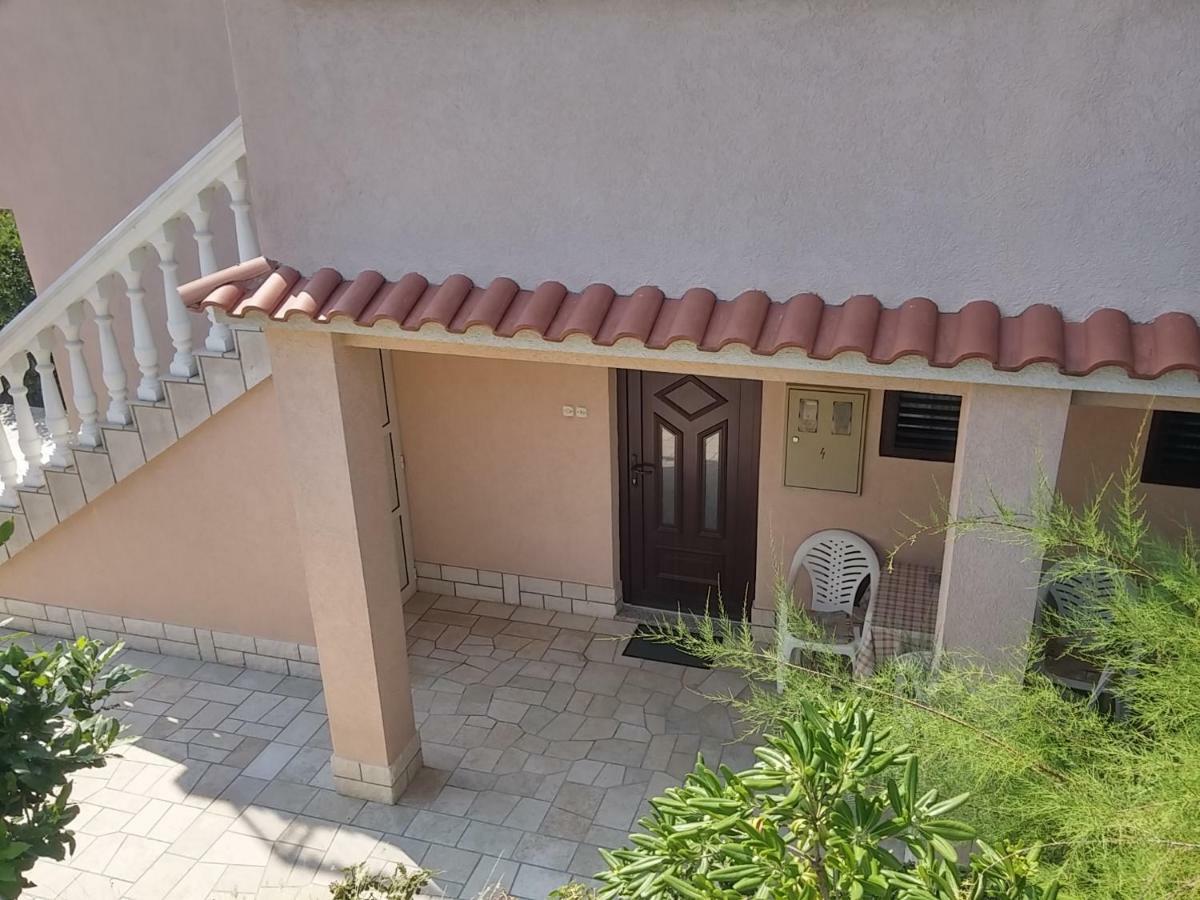 Apartments Katarina Novi Vinodolski Exterior photo