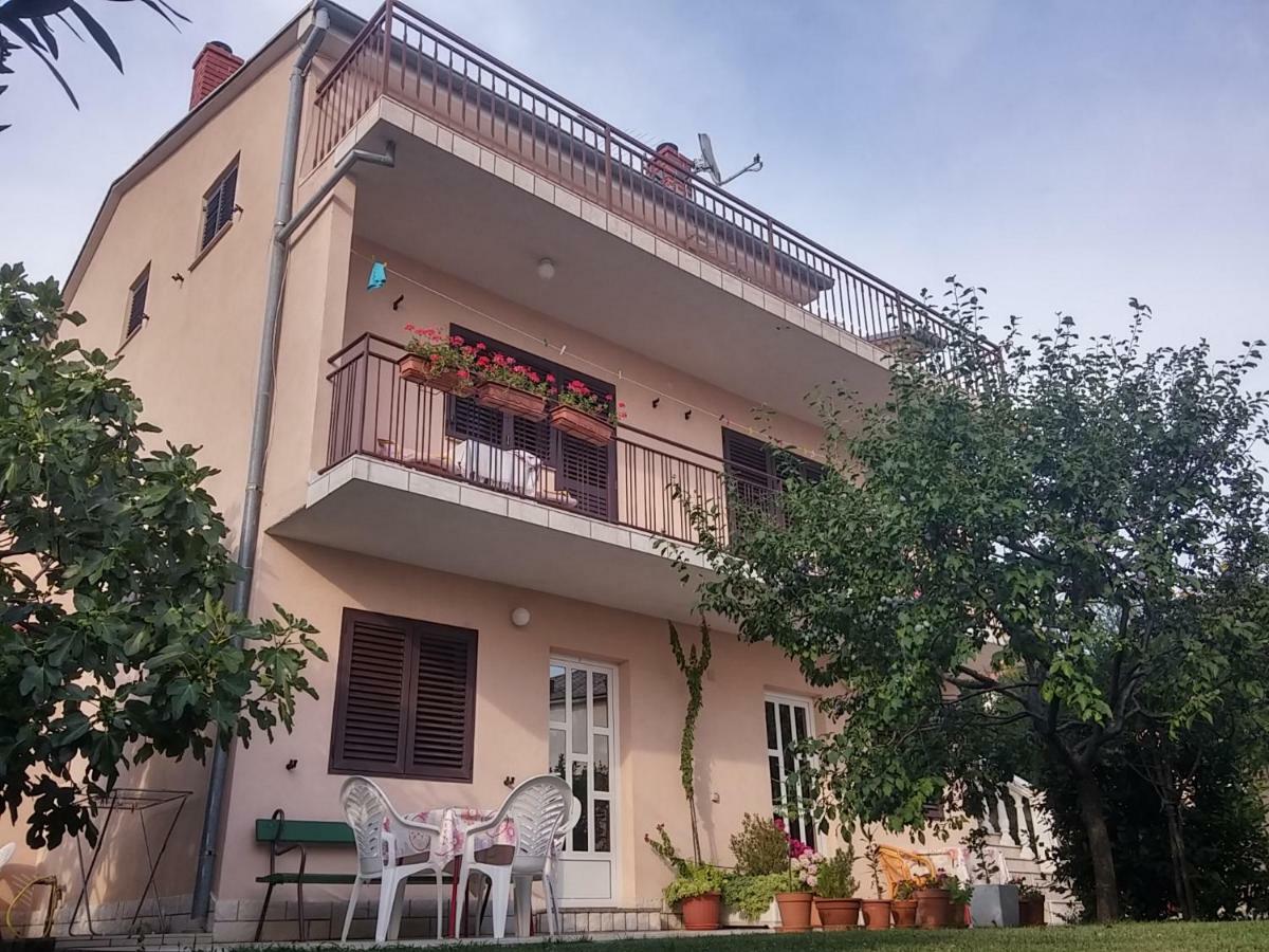 Apartments Katarina Novi Vinodolski Exterior photo